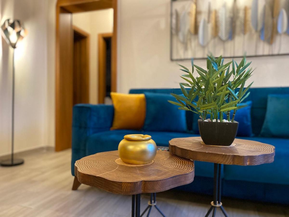 Apartment Caserma Kotor Luaran gambar
